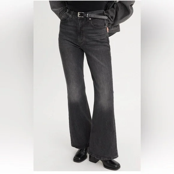 Levi's Premium 70s High-Flare Women’s Jeans in color Just a Hint 30x30 - Picture 3 of 13